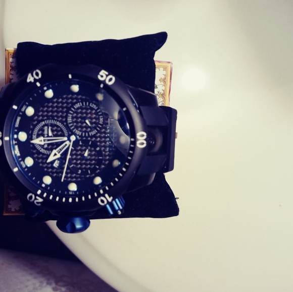 Watch - Picture 9 of 16